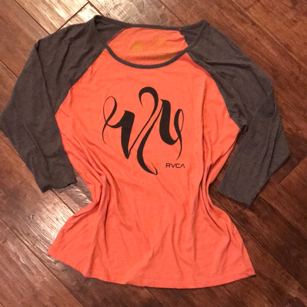 RVCA Baseball style 3/4 sleeve T-shirt